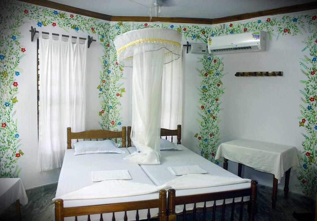 Jickys Nest Hotel Varkala Room photo