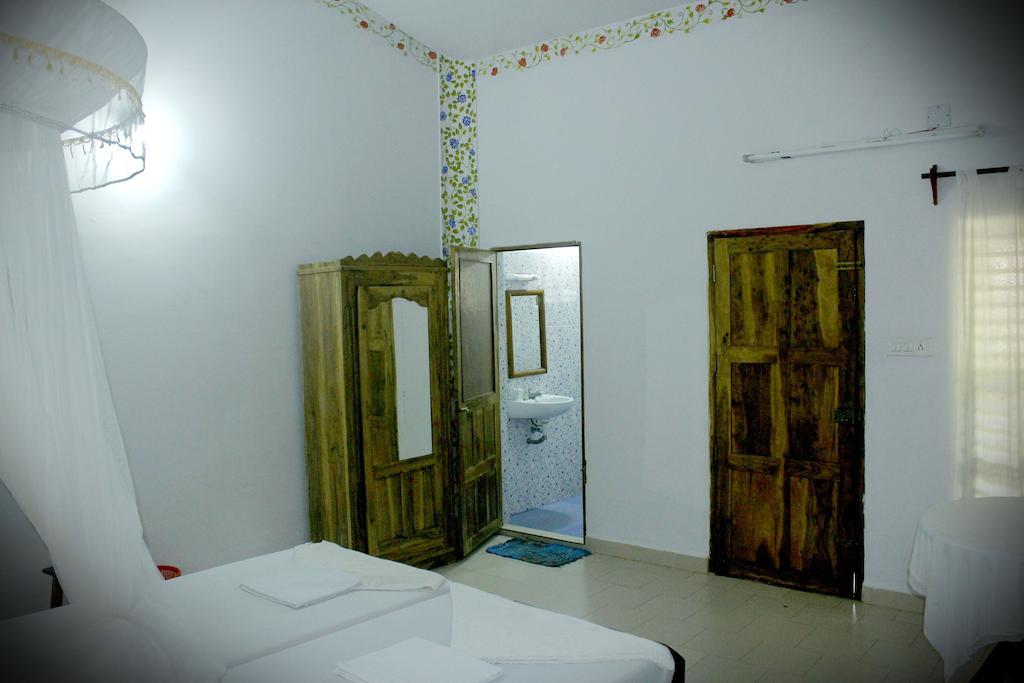 Jickys Nest Hotel Varkala Room photo