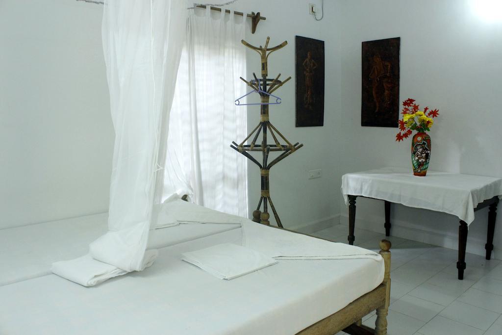 Jickys Nest Hotel Varkala Room photo